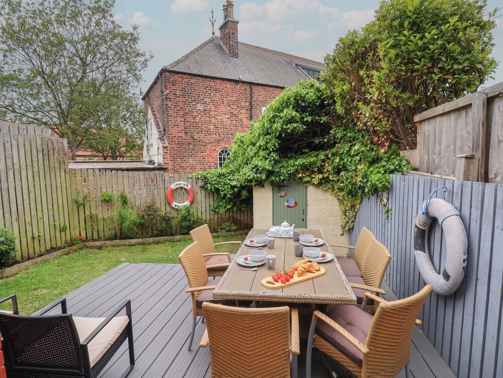 Over Esk - last minute hotel in Whitby