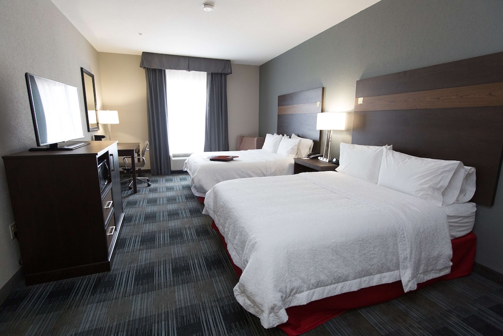 Hampton Inn & Suites Oklahoma City Airport - photo 3