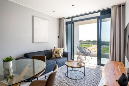 Luxury Bellagio 304 Two Bed with Inverter — 4-Star Luxury Hotel in Durban, South Africa
