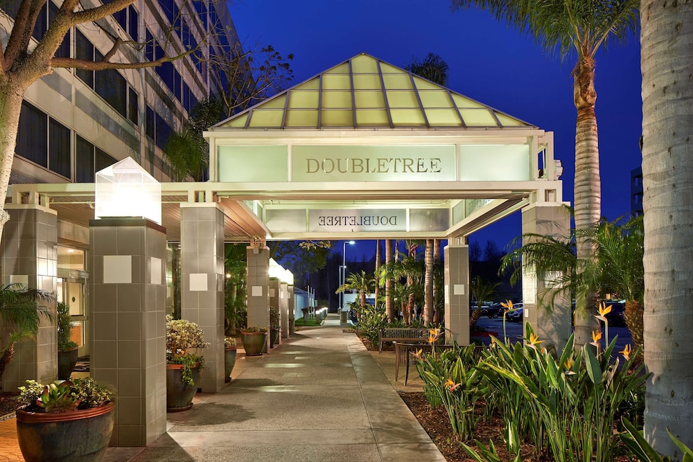 DoubleTree by Hilton LAX El Segundo - photo 48