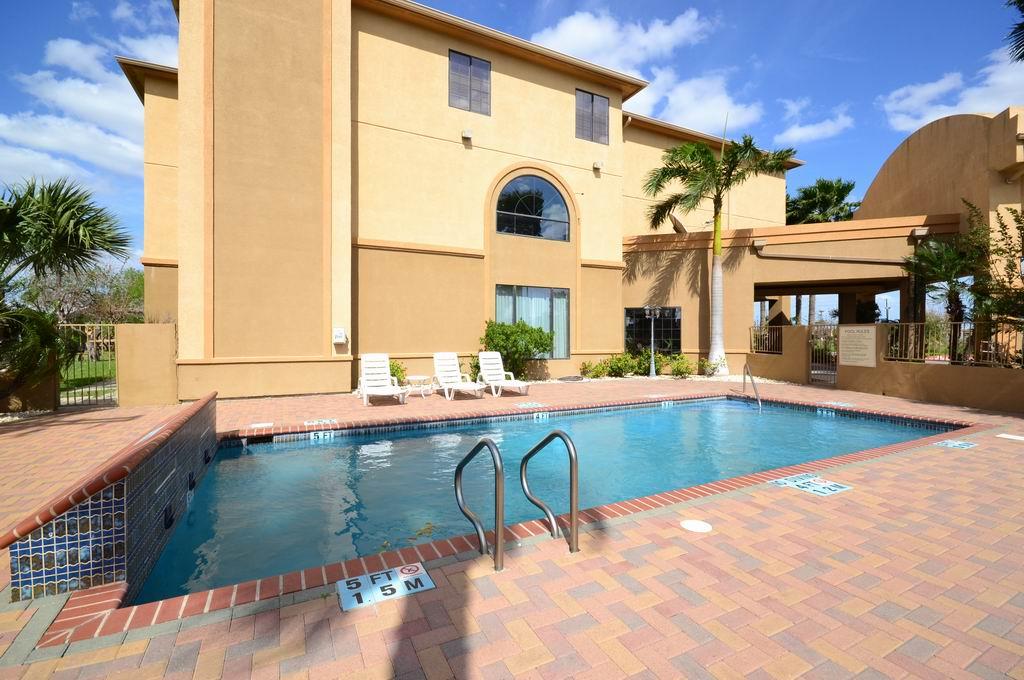 Best Western Casa Villa Suites - photo 21