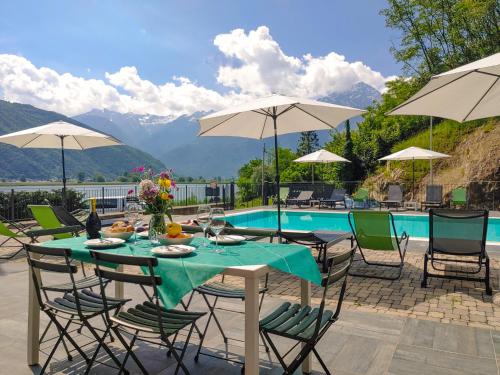 Dascio Emotion Ferienwohnung mit Terrasse am See — 4-Star Luxury Hotel in Sorico, Italy