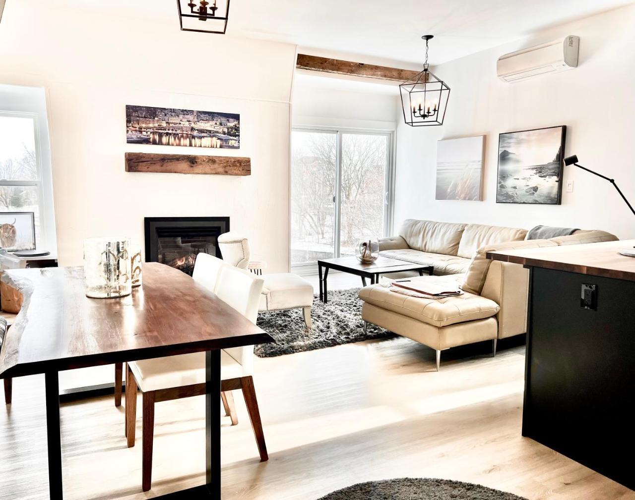 Deluxe Loft Amazing Terrace with Stunning Water View — 4-Star Luxury Hotel in Perth, Canada