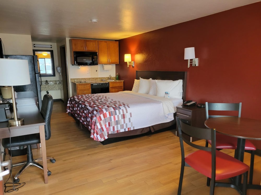 Red Roof Inn Grand Junction - photo 10
