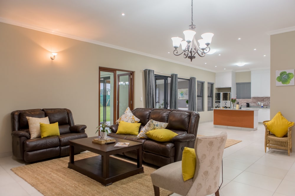 The Living Collective The Gates — 4-Star Luxury Hotel in Howick, South Africa