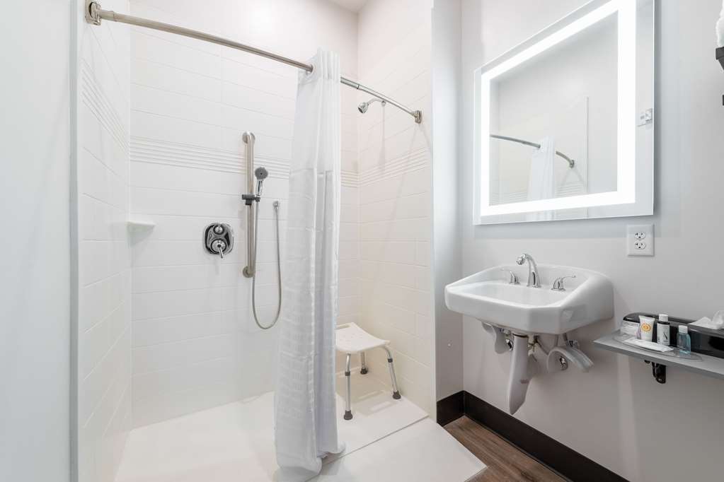 MainStay Suites Colorado Springs East Medical Center Area - photo 13