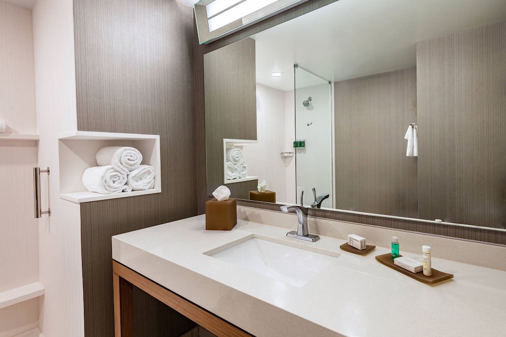 Courtyard by Marriott Winston Salem Downtown - photo 10