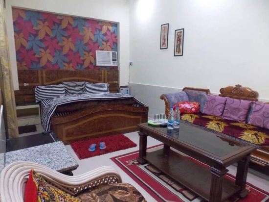 Hotel Roopam Dudhwa — hotel in Palia Kalan