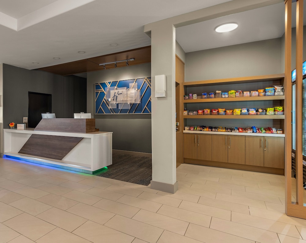 Holiday Inn Express & Suites Oklahoma City NW Quail Springs by IHG - photo 32
