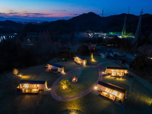 Luxury Trailers 離宮 伊勢 — 4-Star Luxury Hotel in Ise, Japan