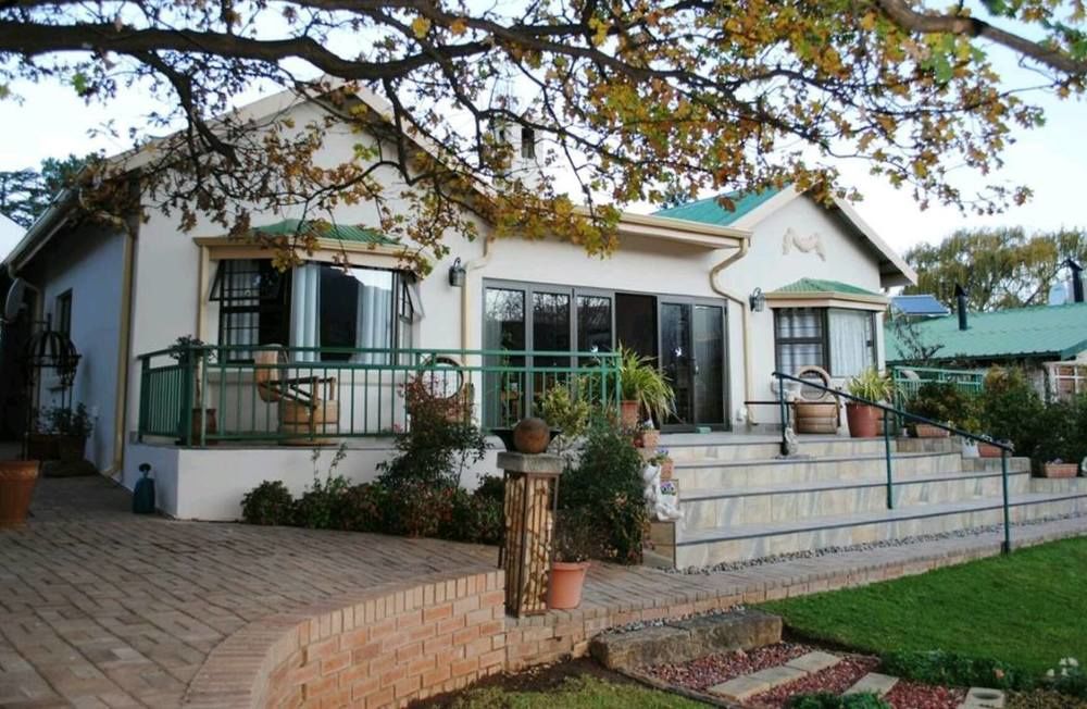 Golden View Luxury Self Catering in Clarens, South Africa