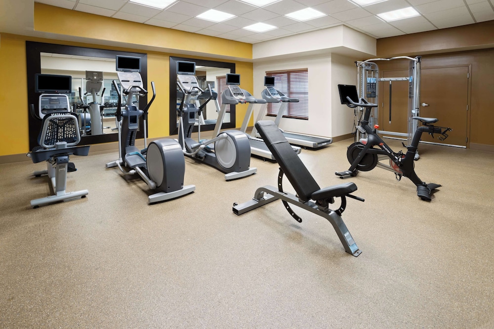 Hilton Garden Inn Milford - photo 26