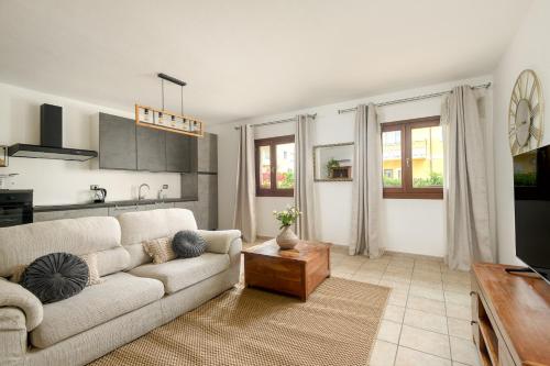 Zoe Apartment By Hotel Moderno — Olbia