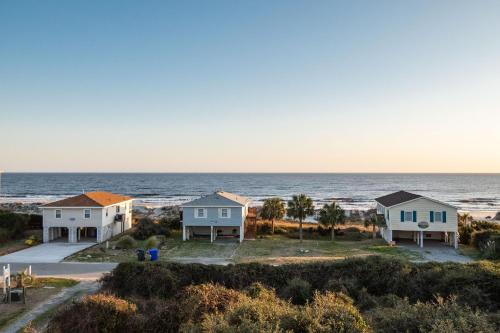 Cox Landing by Oak Island Accommodations - photo 46