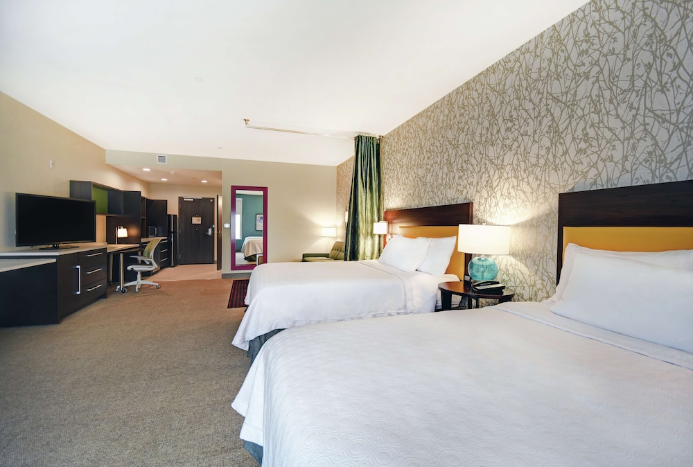 Home2 Suites by Hilton Beloit - photo 14
