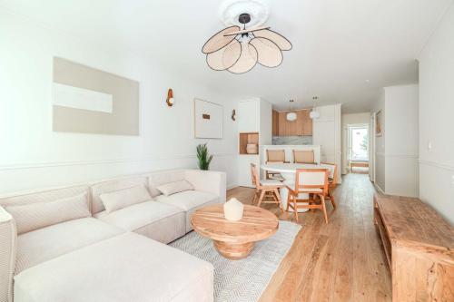 Stylish 2BR Apartment with AC & Terrace By Airnest — 4-Star Luxury Hotel in Lisbon, Portugal