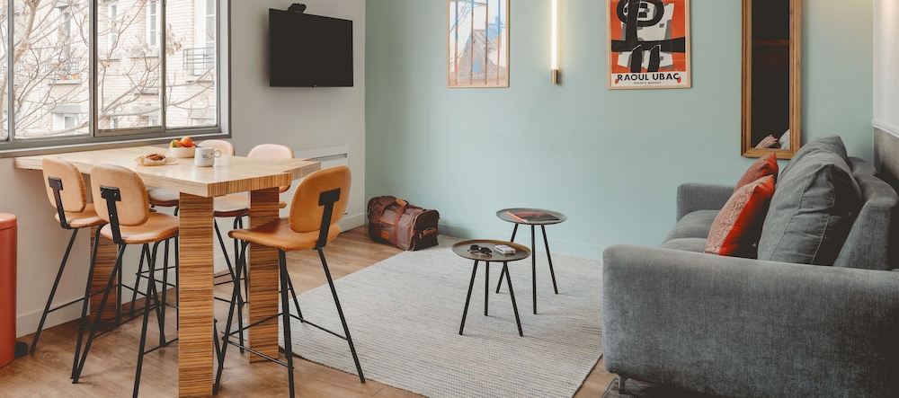 Edgar Suites Martyrs Loft — 4-Star Luxury Hotel in Paris, France