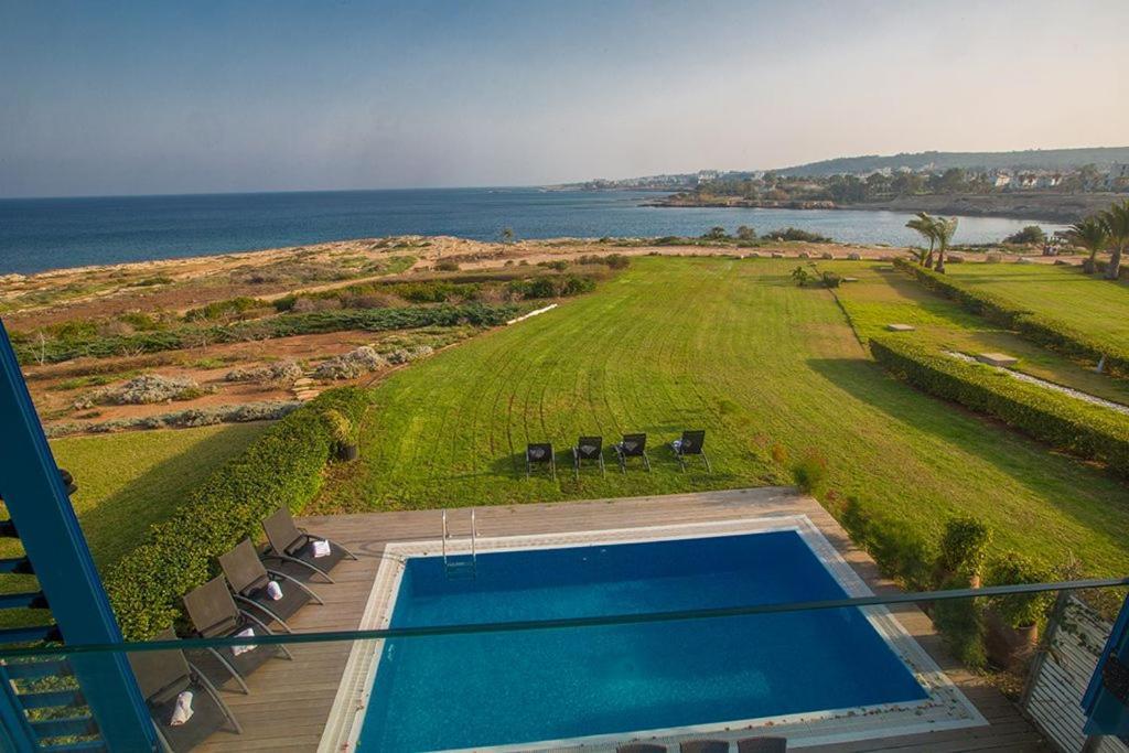 Villa Fig Tree Bay Frontline Luxury 4bdr Sea Front Protaras Villa with Pool