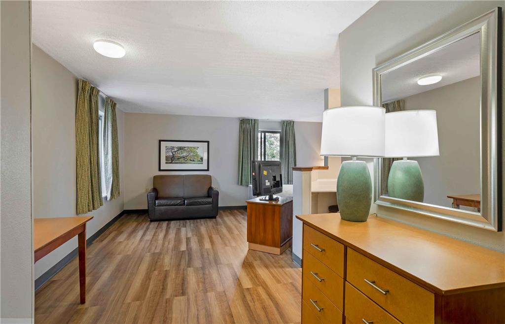 Extended Stay America Suites Philadelphia Airport Bartram Av - photo 16