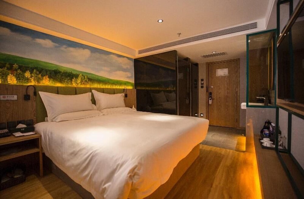 Qiu Guo Hotel — 4-Star Luxury Hotel in Beijing, People's Republic of China