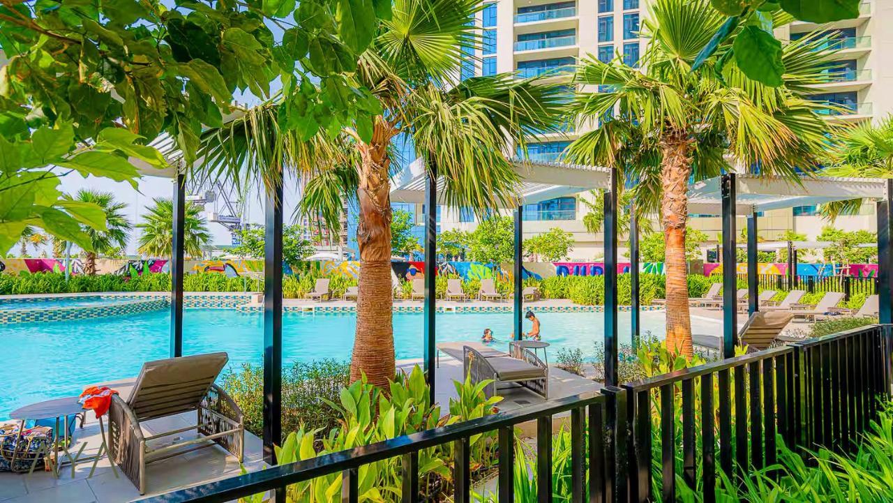 Aya Luxury Living in 2BR at Aykon City — 4-Star Luxury Hotel in Dubai, United Arab Emirates