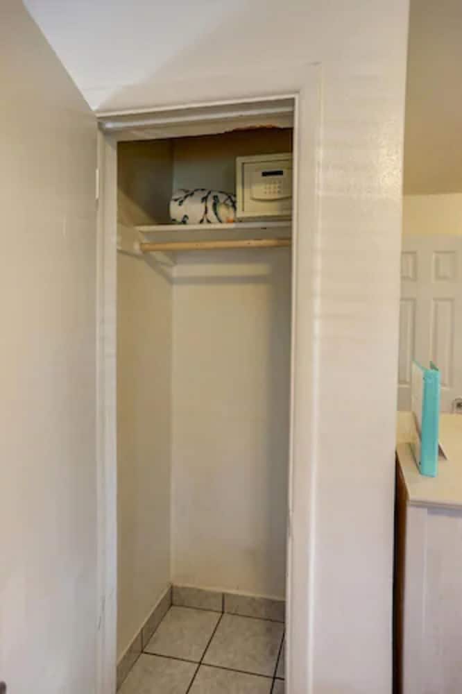 Richard's Motel Extended Stay - photo 15