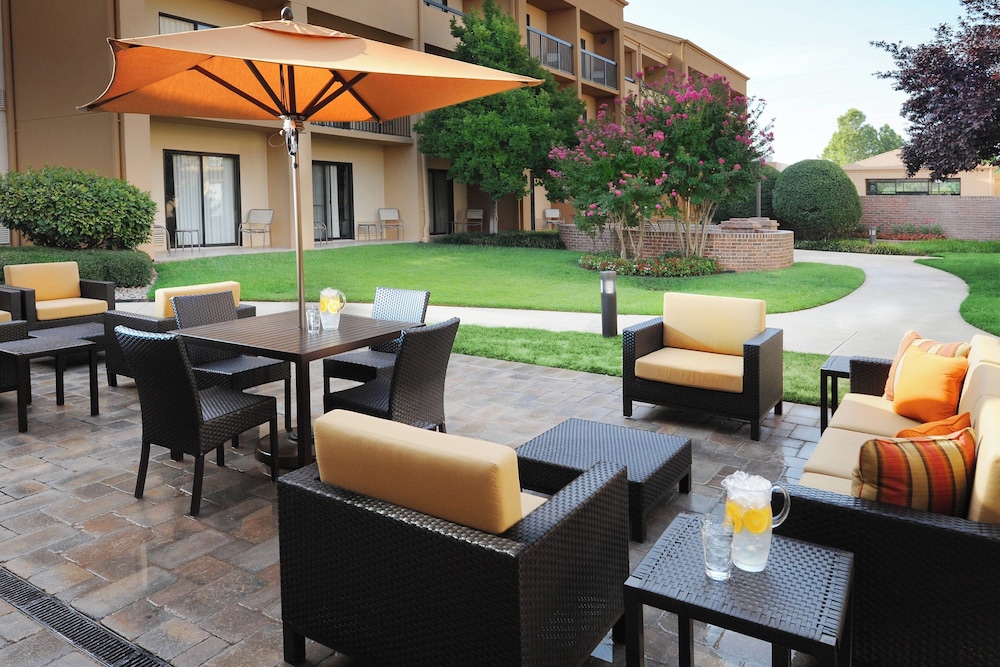 Courtyard by Marriott Oklahoma City Airport in Oklahoma City, United States