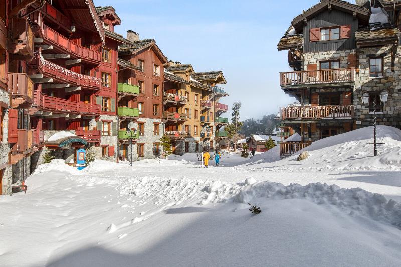 Residence P&V Premium Arc 1950 Le Village — 5-Star Luxury Hotel in Bourg-Saint-Maurice, France