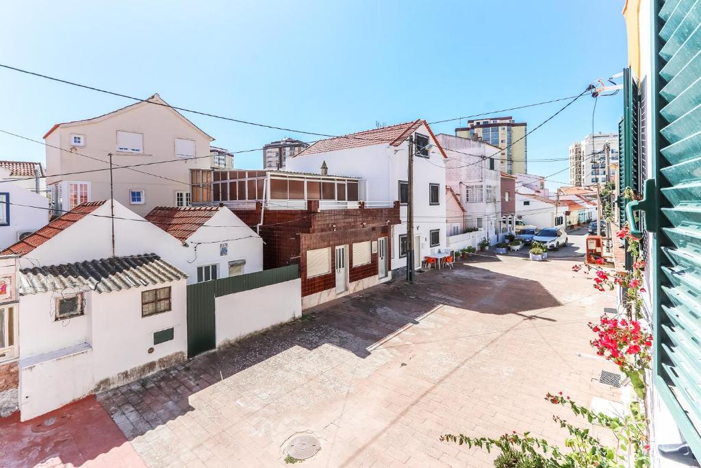 Vita Portucale Costa Caparica Triplex w Terrace in Almada, Portugal