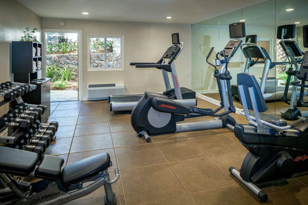 Catalina Canyon Inn - photo 20