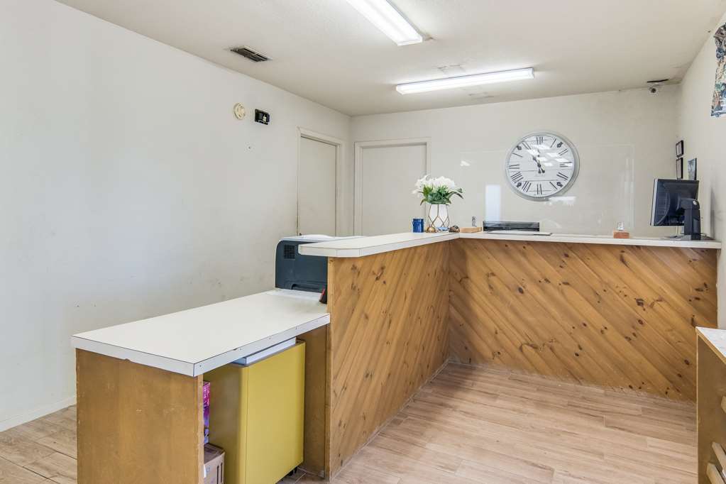 Americas Best Value Inn Baird - photo 19