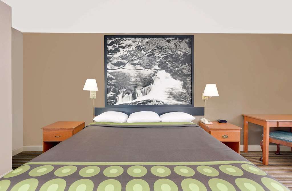 Super 8 by Wyndham Athens - photo 10