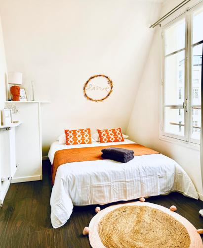 Cosy Place Entre L'arc de Triomphe Et Les Champs Elysees - last minute hotel in Paris