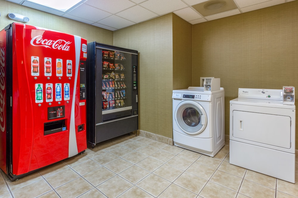 Holiday Inn Express Hotel & Suites Bowling Green by IHG - photo 27