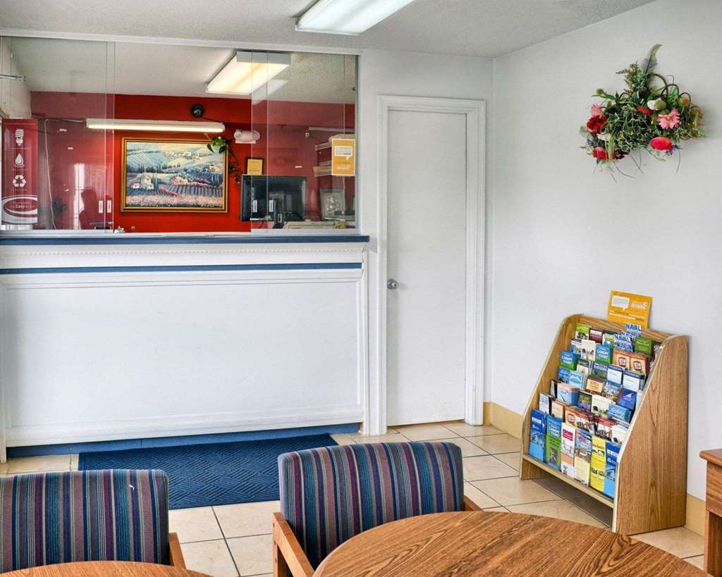 Econo Lodge Ruther Glen - photo 6