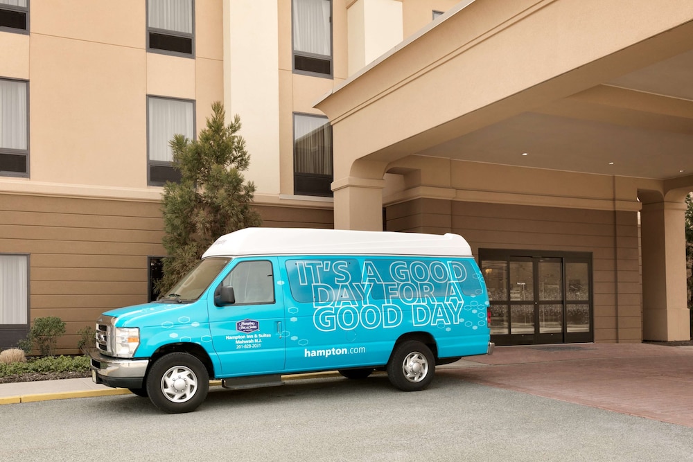 Hampton Inn & Suites Mahwah - photo 35