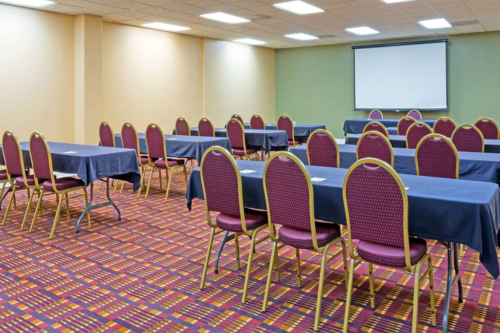Ramada by Wyndham Lake Placid - photo 9