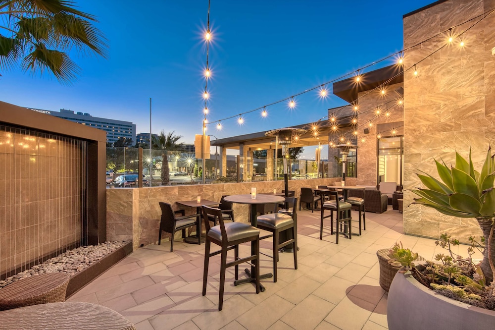 Hilton Garden Inn Irvine Orange County Airport - photo 25