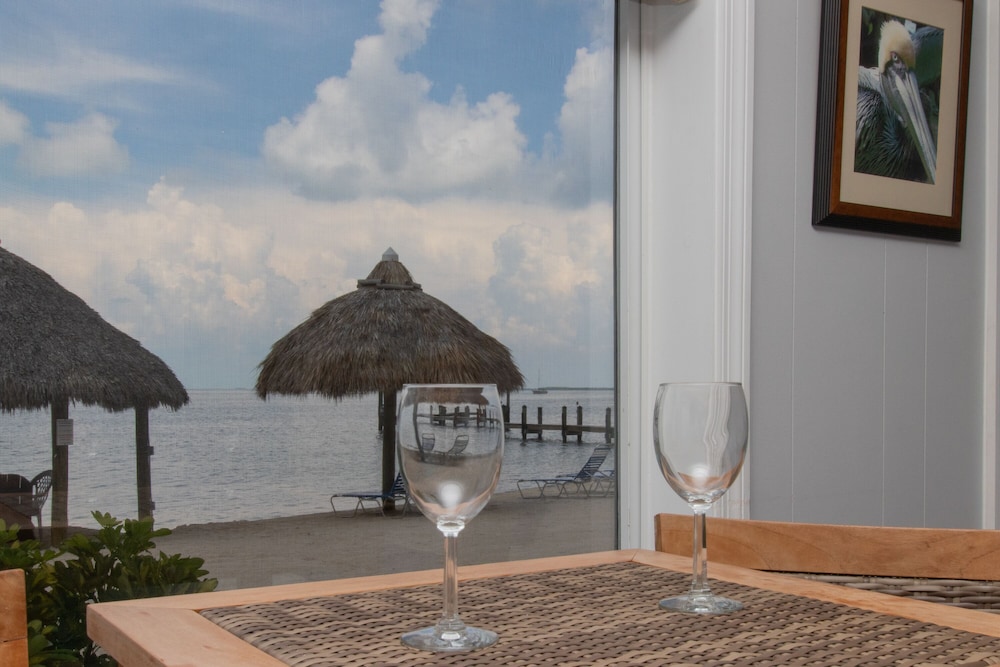 Sunset Cove Beach Resort - photo 14