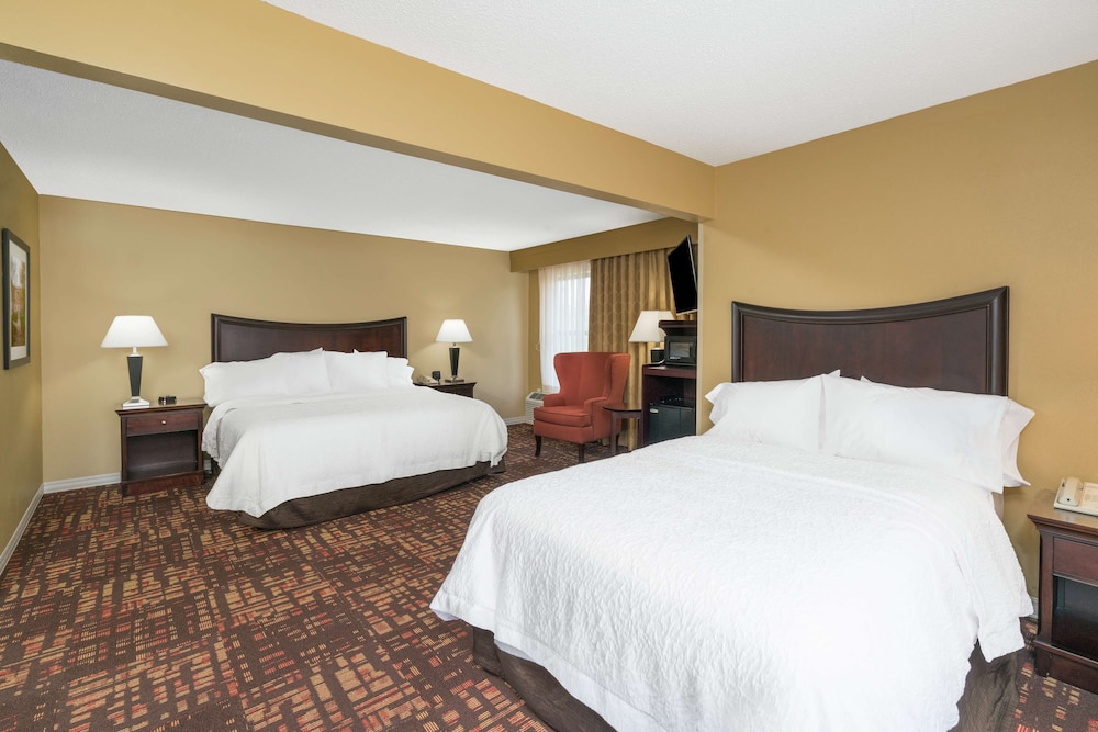 Hampton Inn Corydon - photo 14
