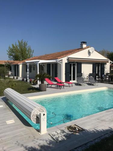 La Pepiniere — hotel in Saint-Sulpice-Et-Cameyrac