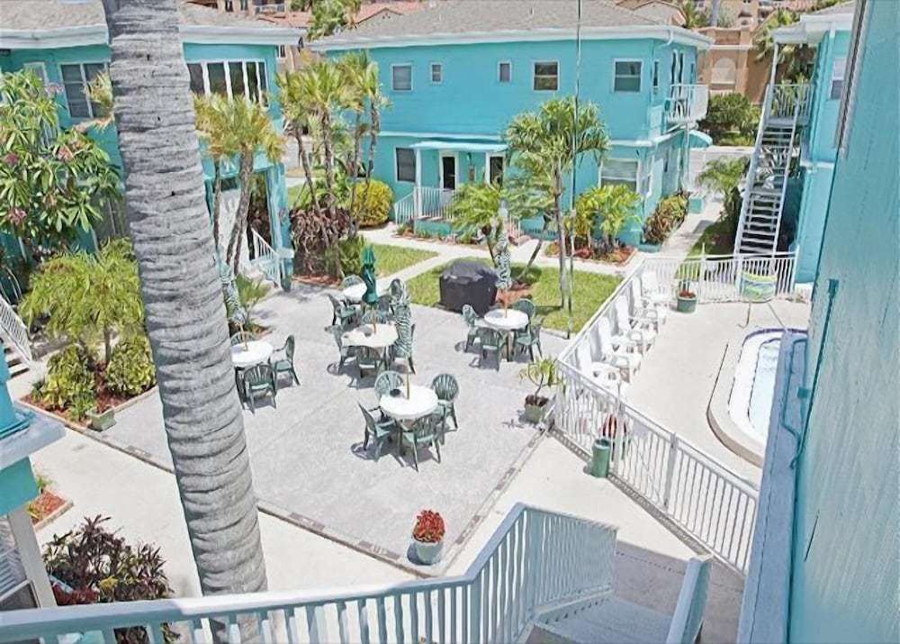 The Coral Resort - photo 3
