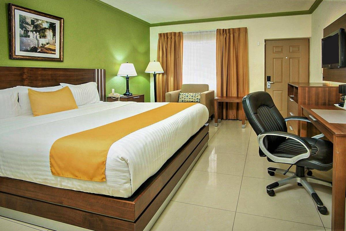 Guest room