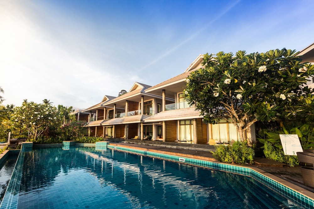 Na Tara Resort in Ko Chang Tai, Thailand