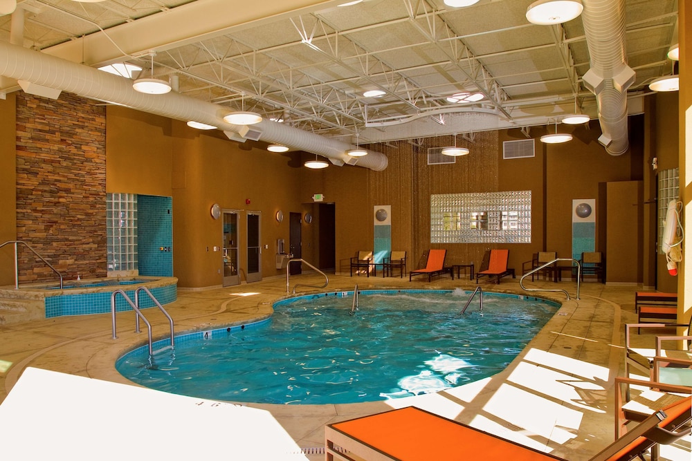 Hampton Inn Wheeling - photo 33