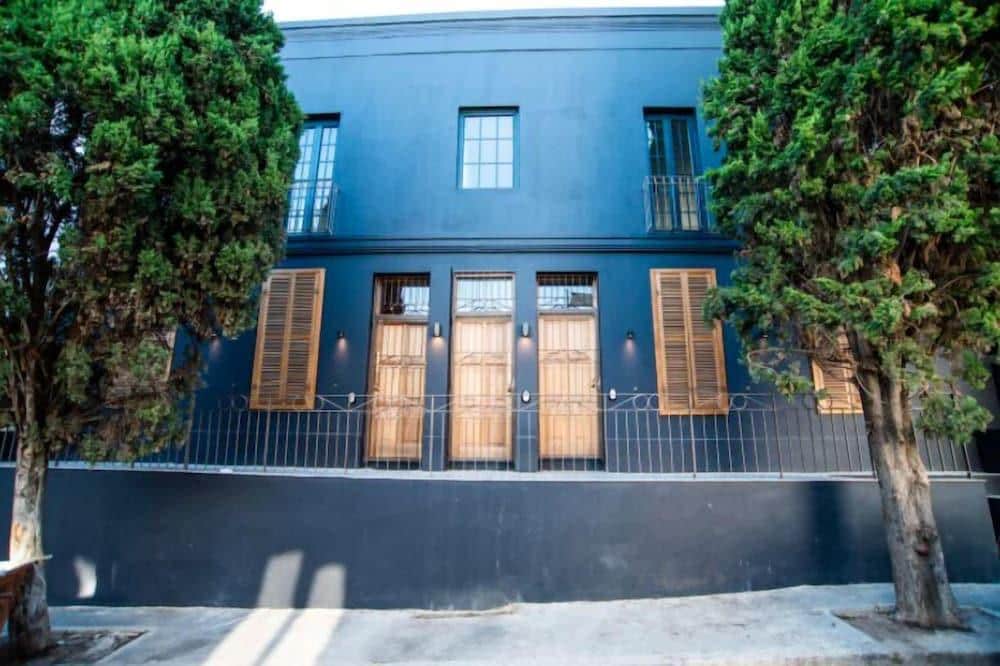 Loader 51a - carbon neutral hotel in Cape Town