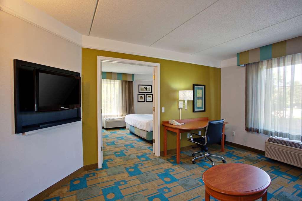La Quinta Inn & Suites by Wyndham Winston Salem - photo 37