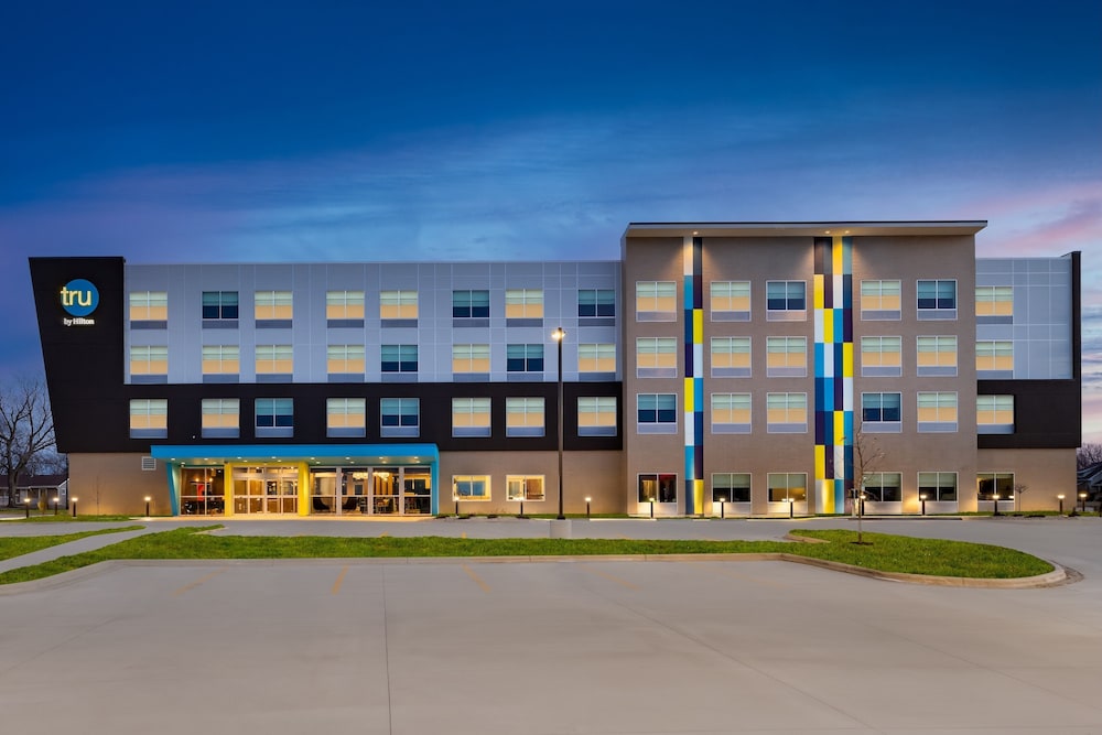 Tru by Hilton Oshkosh - photo 37