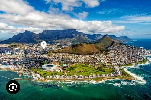 220 Loop St. Cape Town Cbd — 4-Star Luxury Hotel in Cape Town, South Africa