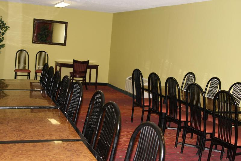 Best Inn Booneville - photo 11